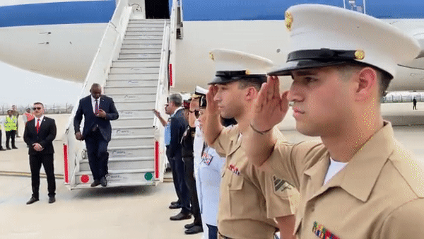 US Defence Secretary Lloyd Austin arrives in India. (Video: Twitter//@SecDef)