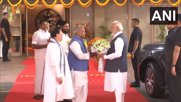 Prime Minister Narendra Modi arrives at Hotel Ashok to chair NDA meet. (Photo/ANI)