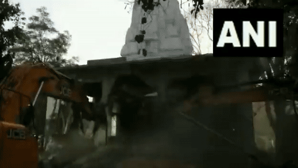 Visuals from Beleshwar Mahadev Jhulelal Temple in Indore (Photo/ANI)