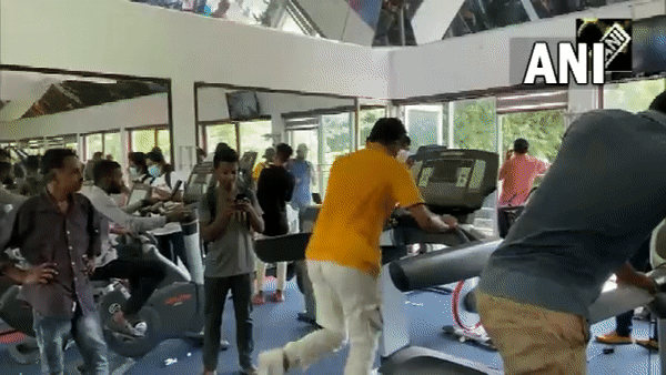 Enraged Sri Lankans 'unwind' at President Gotabaya Rajapaksa's house