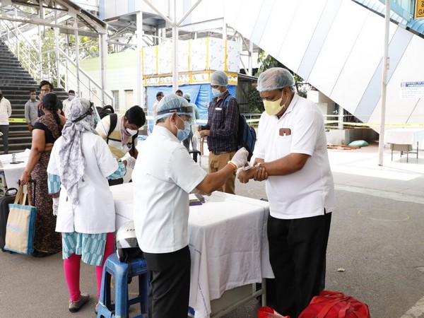 Passengers arriving at the Secunderabad Railway Station on Monday from New Delhi