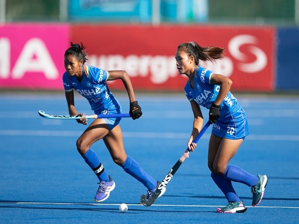 Salima Tete and Lalremsiami Hmar in action (Photo: HI)