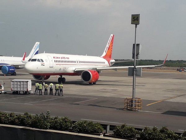 Air India flight airlifted 101 US nationals from Hyderabad (Photo/ANI)