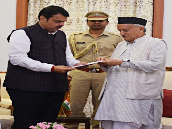 Devendra Fadnavis submitting resignation to Maharashtra Governor Bhagat Singh Koshyari on Friday in Mumbai. Photo/ANI