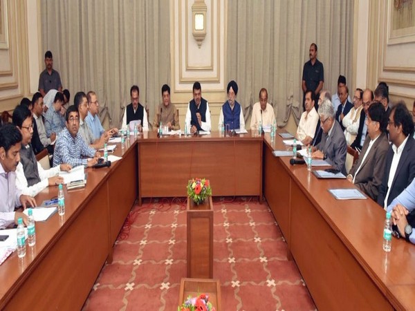Union Ministers Piyush Goyal, Hardeep Singh Puri along with Chief Minister Devendra Fadnavis meeting representatives of real estate industry in Mumbai on June 29. Photo/ANI