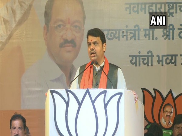 maharshtra CM Devendra Fadnavis addressing a public rally at Mumbai on Tuesday