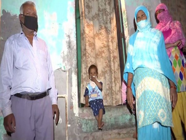 Residents say the people are not aware that there is a colony situated at Delhi-UP border and alleged the government is not helping them. Photo/ANI