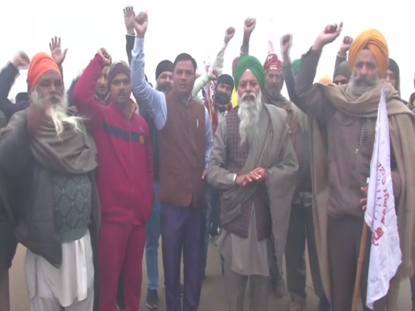 Farmers agitation enters 37th day on first day of new decade