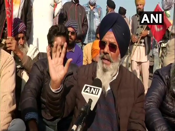 Members of Kisan Mazdoor Sangarsh Committee on Friday were seen preparing in Amritsar for 'Delhi Chalo' protest march.