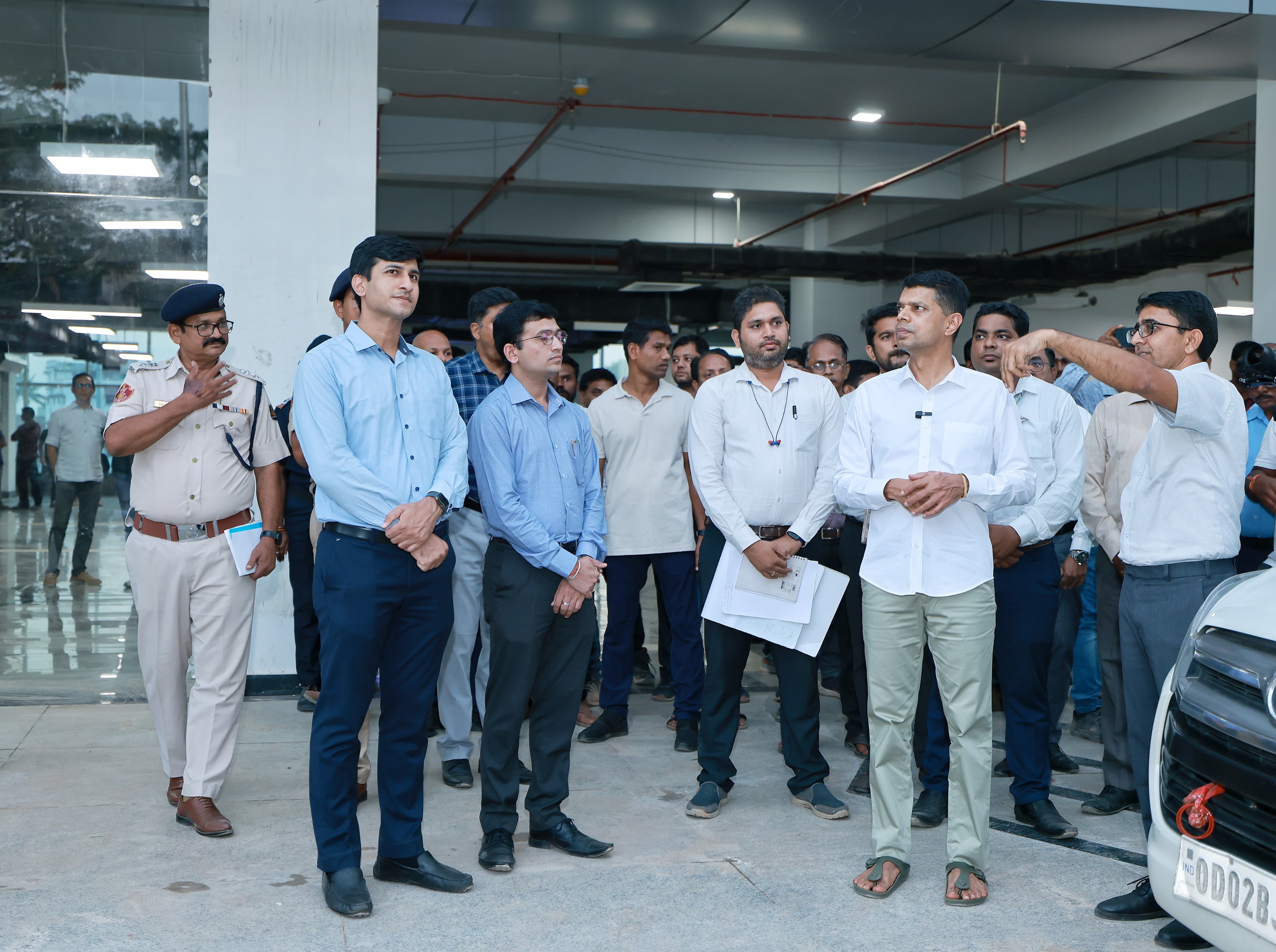 5T and Nabin Odisha Chairman VK Pandian (File photo/ANI)