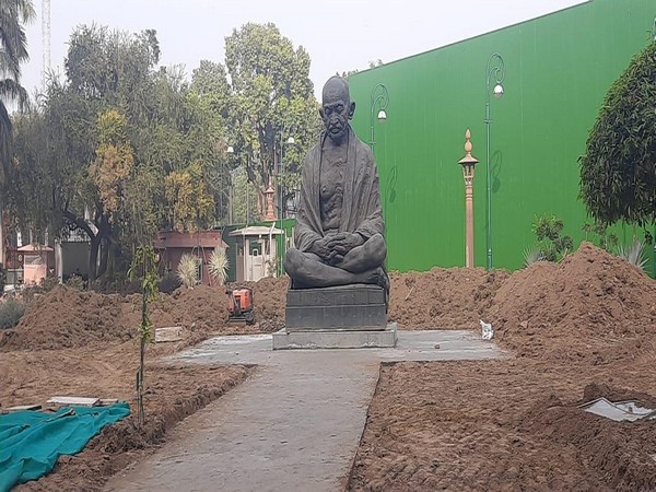 Mahatma Gandhi statue at Parliament (File photo/ANI)