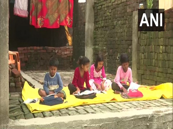 Students from poor families struggling to take online classes during COVID-19. (Photo/ANI)