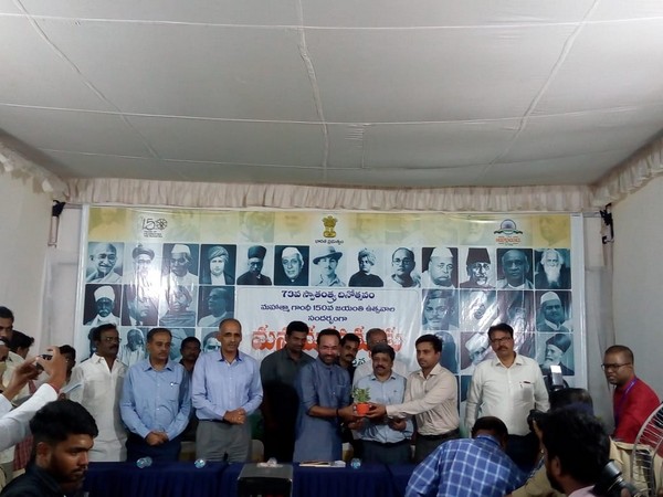 A photo exhibition on Mahatma Gandhi inaugurated at Secunderabad Railway Station on Saturday. Photo/ANI