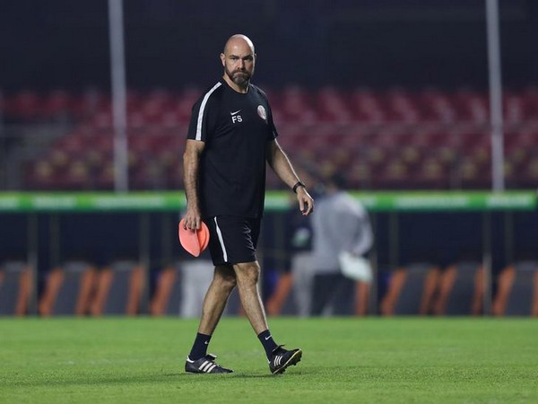 Qatar head coach Felix Sanchez