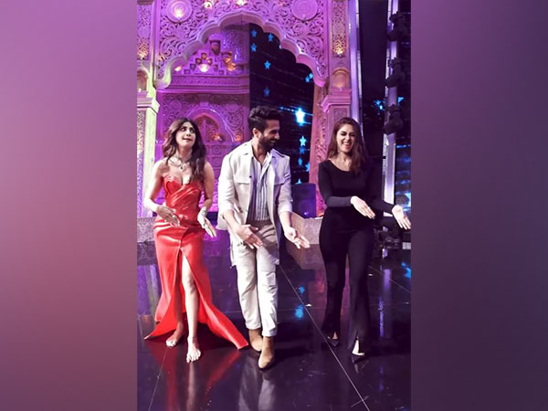 Shilpa Shetty, Shahid Kapoor, Mrunal Thakur (Image source: Instagram)