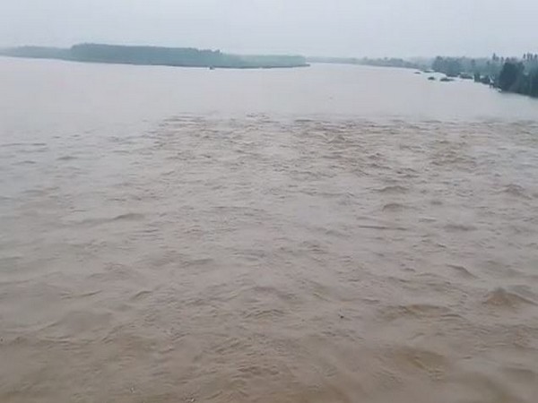 Visuals from Prakasam barrage (Photo/ANI)