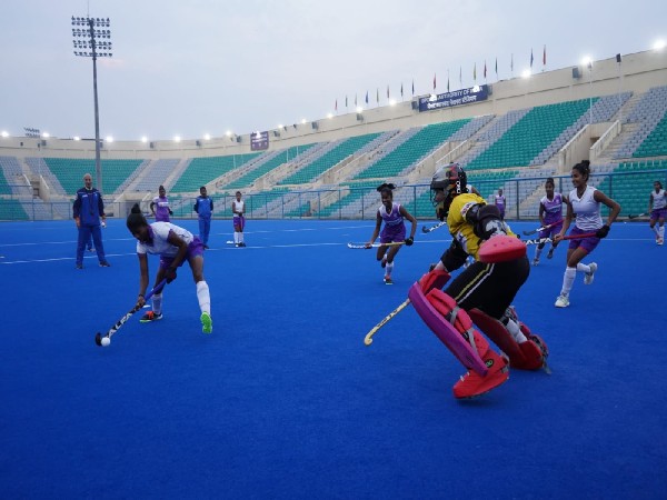 Hockey players in action (Photo: MYAS)
