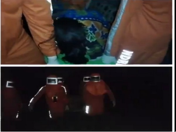NDRF rescues mother, newborn from submerged village in Odisha (Photo/Twitter)