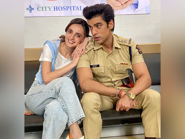 Sanaya Irani and Mohit Malik (Image source: Instagram)