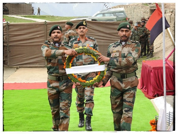 Wreath-laying at the event (Photo/Twitter @Sentinelofkeran)