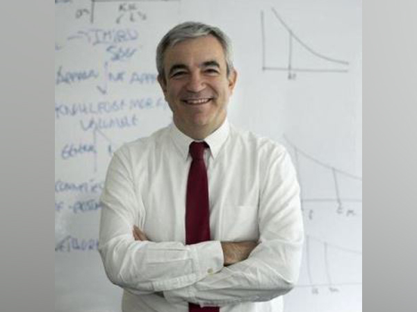 Luis Garicano, a member of the European Parliament