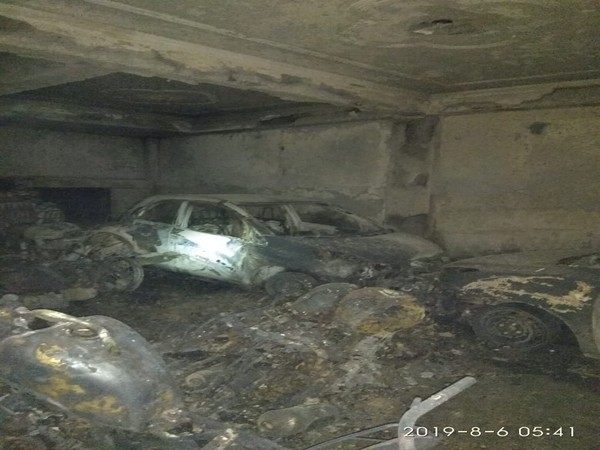 A major fire broke out at a multi-storey building in Zakir Nagar area in Delhi on Tuesday, leading six dead and 10 other injured. (Photo/ANI)