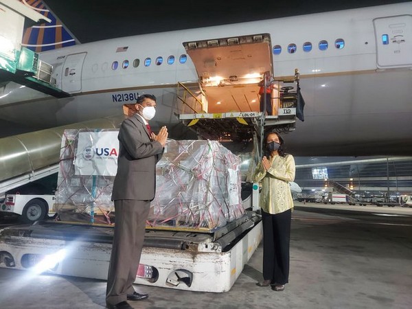 4th flight from U.S.A. arrives carrying 1.25 lakh vials of Remdesivir (From May 2)
