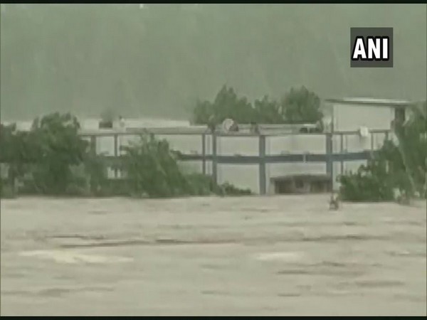 Visuals of flood in Khandwa area on Monday. Photo/ANI