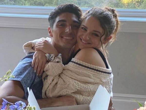 Taylor Zakhar Perez and Joey King (Image source: Instagram)