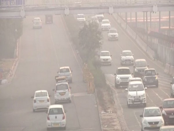 Visuals of New Delhi on Wednesday morning. Photo/ANI