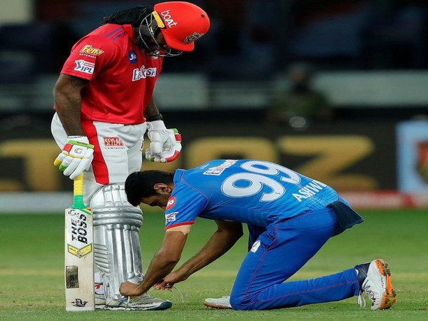 Chris Gayle and R Ashwin (Image: R Ashwin's Twitter)