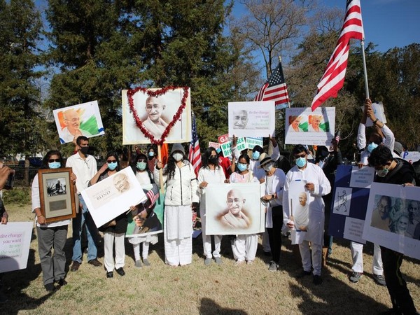 Indian Americans holding a vigil and demanding reinstallation of Gandhi's statue (ANI)