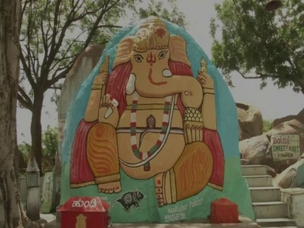 The idol of Lord Ganesha in the Bankur village of Kalburagi in Karnataka. Photo/ANI
