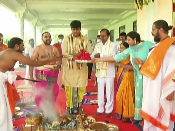 Telangana CM K. Chandrasekhar Rao with family performing a Ganesh Puja at Pragathi Bhavan (Photo/ANI)