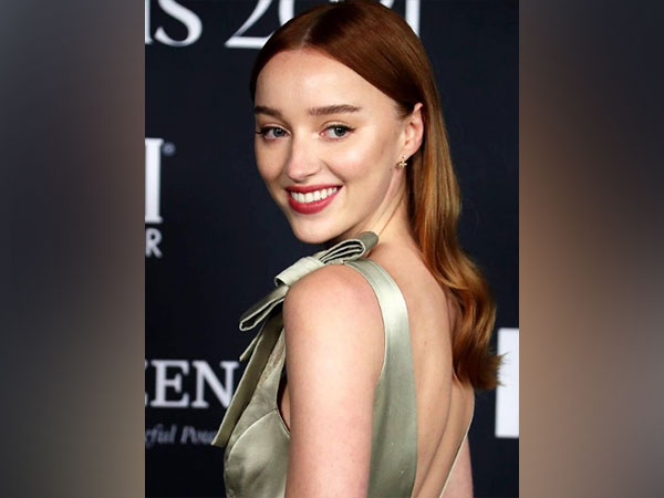 Phoebe Dynevor (Image source: Instagram)