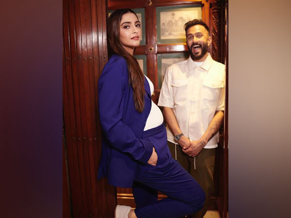 Sonam Kapoor, Anand Ahuja (Image source: Instagram)