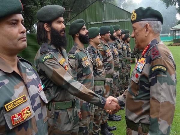 Army Chief General Bipin Rawat meeting Indian Army personnel. (File photo)