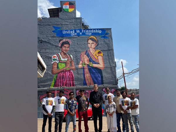 The mural was designed by Delhi Street Art's founder Yogesh Saini and his team of 10 artists. It took them 5 days to prepare the art.