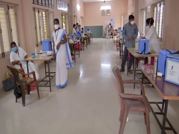 Special vaccination centre for auto, cab drivers in Telangana (Photo/ANI)