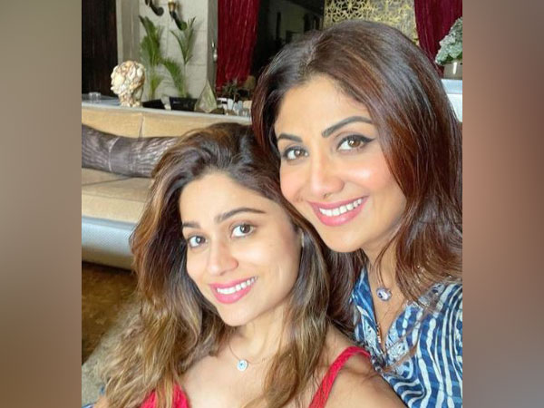 Shamita Shetty and Shilpa Shetty (Image source: Instagram)