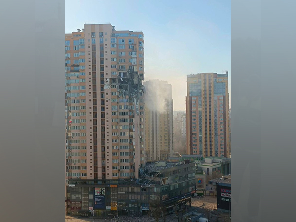 Ukraine's Foreign Affairs Minister Dmytro Kuleba shares a picture of Kyiv, asks the world to 