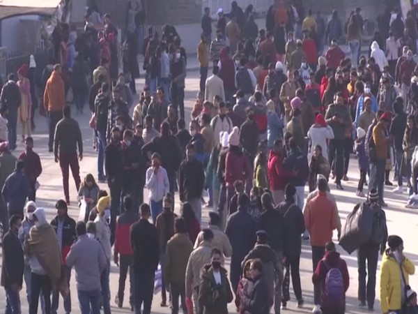 Visuals of tourists thronged to Shimla for New Year celebrations (Photo/ANI)