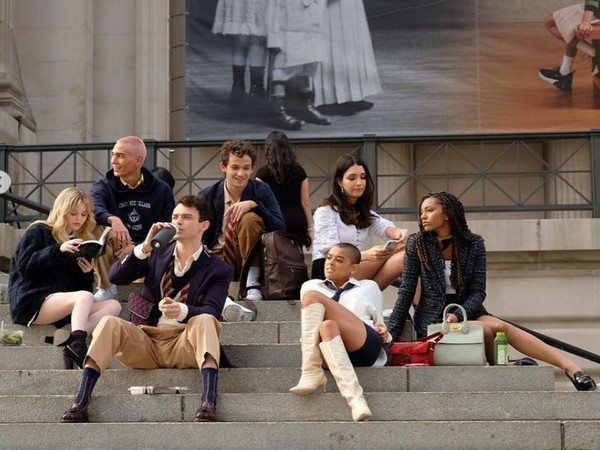 The star cast of 'Gossip Girl' reboot (Image source: Instagram)