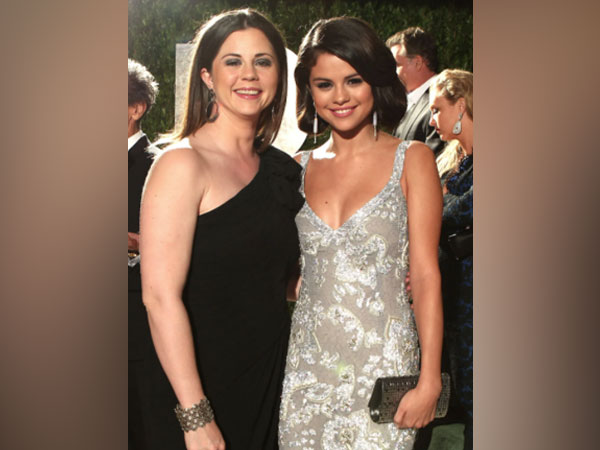 Mandy Teefey with daughter Selena Gomez (Image source: Instagram)