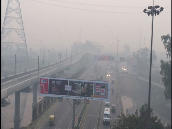 Smoke engulfed Ghaziabad on Wednesday [Photo/ANI]