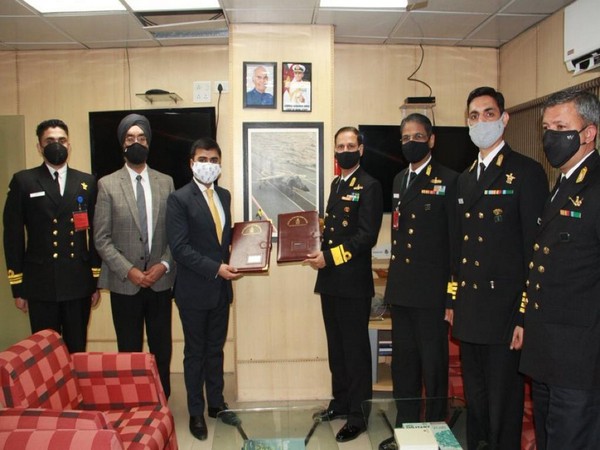 Indian Navy officers and Titagarh Wagons officials after signing the deal.