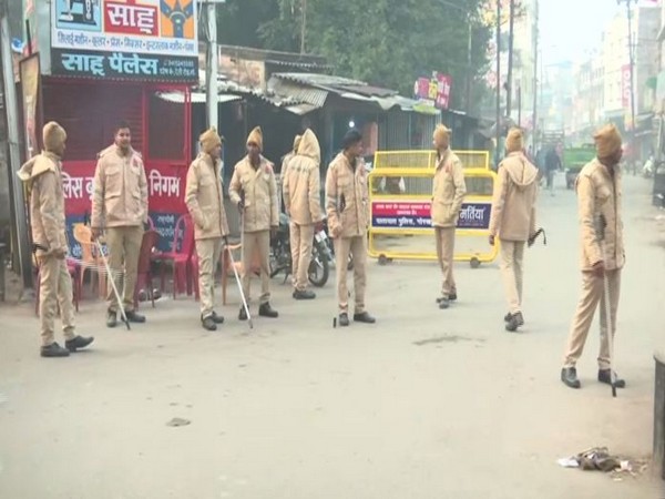 Police personnel present on a check post in Uttar Pradesh's Gorakhpur where section 144 was imposed on Saturday. Photo/ANI