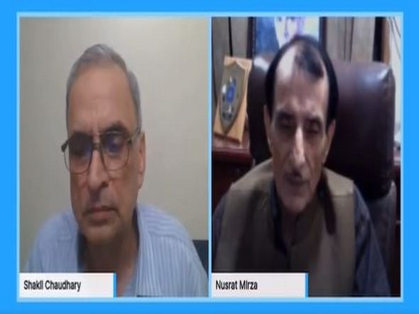 Pakistani columnist claims passing information to ISI from his India visits (Photo Credit: Twitter)