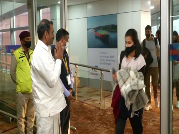 Union Minister of State L Murugan greets Indians arriving from Romania (Photo/ANI)