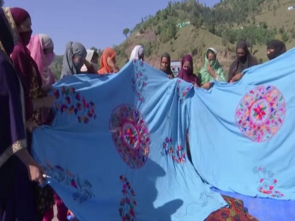 Handicraft centre in border areas of Rajouri (Photo/ANI) 
